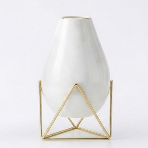 Pot de fleurs en fibre de verre FRP aspect marbre blanc avec support en métal doré pour la décoration de bureau à domicile, fait main, taille personnalisée, blanc - Product Image 1