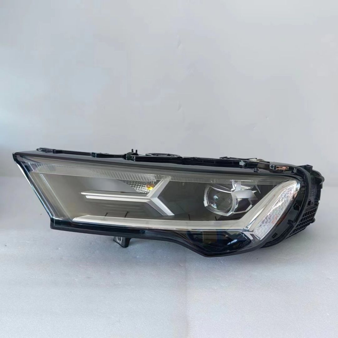 สีขาวอบอุ่น