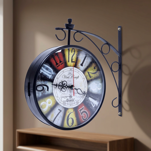 Reloj de Pared Metálico de Doble Cara Estilo Industrial Vintage, Reloj Analógico de Cuarzo Colgante - Product Image 1
