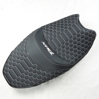 Housse de siège en cuir de haute qualité brodée, style sport TMAX, entièrement enveloppante, plusieurs couleurs, toutes saisons, GANE Design 2020-2024