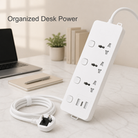 Multiprise universelle 4 prises Royaume-Uni avec logo personnalisé, interrupteurs individuels, 2 ports USB-A et 1 port USB-C, câble d'extension
