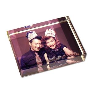 Souvenir gift crystal cube shape custom sublimation blank image wedding favor crystal cube photo frame