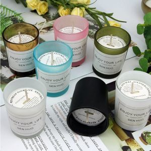 Bougies en verre parfumées à la cire de soja <span class=keywords><strong>romantique</strong></span> exquise sans fumée pour la décoration d'hôtel ou de maison Style élégant pour Noël Nouvel An - Product Image 1