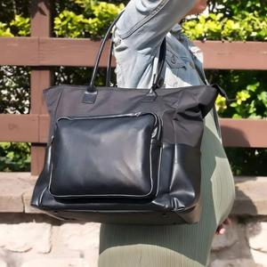 Sac à dos pour bébé en nylon imperméable et simili cuir, utilisable de trois façons, avec fermeture éclair et doublure en polyester - Product Image 4