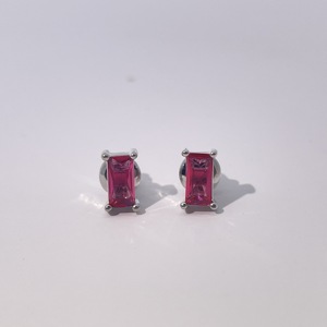 Pendientes de Botón Clásicos y Elegantes de Latón Chapado en Oro para Mujer, Diseño Simple, Circonita Corte Esmeralda, Bisel Rojo/Azul/Verde, Tianyu Gems - Product Image 1