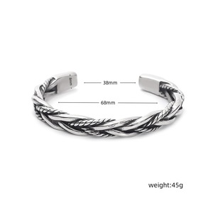 Pulsera de acero inoxidable trenzada vikinga de moda, brazalete de cuerda nórdica <span class=keywords><strong>para</strong></span> <span class=keywords><strong>hombres</strong></span>, joyería personalizada vikinga moderna, regalo nórdico hecho a mano - Product Image 4
