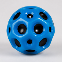 Ballon d'entraînement perforé en PU de 6,3 cm pour enfants, idéal pour jongler, lancer et attraper – Personnalisation OEM