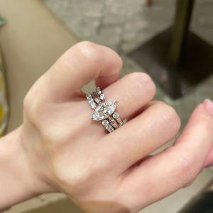 Anillo de Lujo Tres en Uno con Corte Marquesa y Circonita Cúbica Brillante Plateada, Conjunto de Anillos Apilables para Mujer, Compromiso Nupcial, ¡Gran Oferta! - Product Image 2