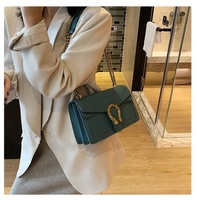 Tas Wanita Model Terbaru 2026 Grosir Fashion, Tas Tangan Wanita Berkualitas Tinggi dengan Rantai Selempang, Dompet Wanita Bahan Kulit PU Mewah
