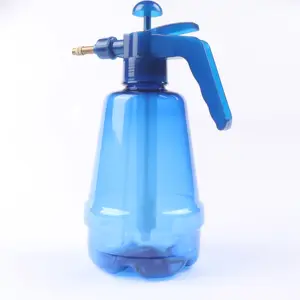 Professional supplier 1.5L PE body hand hold pressure sprayer for washing car