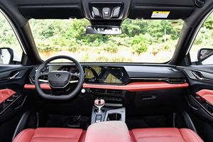 Changan X5 Plus Híbrido SUV, Nuevo, en Oferta, DCT, 5 Puertas, 5 Asientos, 2026, Neumáticos R18, Portaequipajes Metálico, Interior Oscuro, Euro VI - Product Image 5