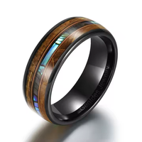 Bijoux pour hommes Corde de guitare personnalisée Bague de mariage en céramique noire Abalone Shell and Whiskey Barrel Wood Inlay Ceramic Men Ring