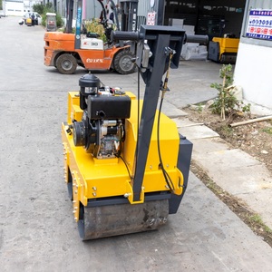 รถบดถนนไฮดรอลิกขนาดเล็กแบบดรัมคู่สั่นสะเทือนสำหรับขาย - Product Image 6