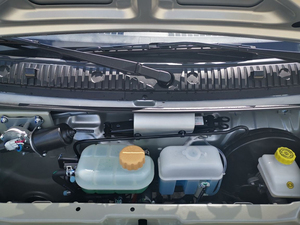 Fourgon utilitaire électrique Dongfeng Forthing V2, conduite à droite, moteur électrique, 7 à 9 places - Product Image 2