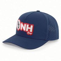 Casquettes perforées découpées au laser personnalisées à 5 panneaux avec logo en caoutchouc PVC, casquettes de sport imperméables de performance, casquettes de golf