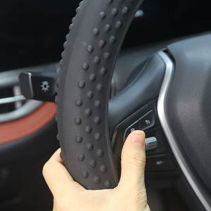 Accessoires d'intérieur de pièces automobiles couverture de <span class=keywords><strong>volant</strong></span> de voiture antidérapante en Silicone avec Logo - Product Image 5