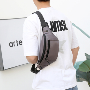 Riñonera impermeable con logotipo personalizado y precio al por mayor, riñonera de poliéster para mujer y hombre, riñonera para teléfono móvil con cierre de cremallera y letras - Product Image 5