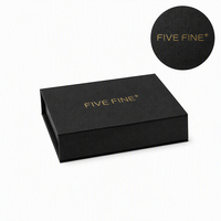 Boîte à cartes VIP rigide blanche personnalisée, boîte d'emballage de luxe noire à fermeture magnétique pour cartes cadeaux avec insert en mousse EVA