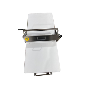 Machine de laminage de pâte manuelle professionnelle Presse à pâte à pizza et machine à rouler Nouvelle condition pour l'application de moulin à farine - Product Image 1