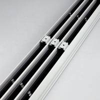 Diffuseur de plafond linéaire moderne Grandaire blanc en aluminium pour CVC, grille d'air à fentes, noyau amovible, réglable et durable