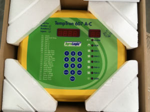 Contrôleur d'environnement agrologic 607AC Contrôleur de température d'élevage de volaille et capteur de niveau de matériau - Product Image 4