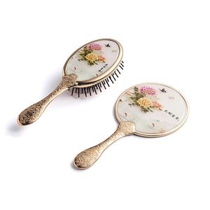 Juego de Espejo y Cepillo para el Cabello Plateado y Dorado, Espejo de Mano Personalizado con Cepillo para el Cabello - Product Image 3