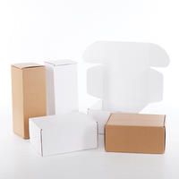 Diverses spécifications des boîtes d'emballage en carton de boîte postale en papier Kraft pour l'expédition pour la manipulation d'impression de gaufrage de fourrure de chaussettes