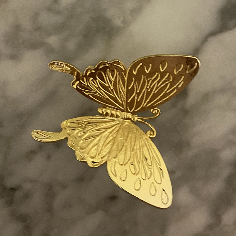 Mid Butterfly 7.5*7.5*3.5cm