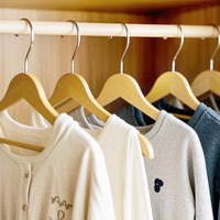 Nouveauté 2025 : Cintres en bois pour bébés garçons et filles, design multifonctionnel pour armoire, service ODM/OEM avec logo personnalisé