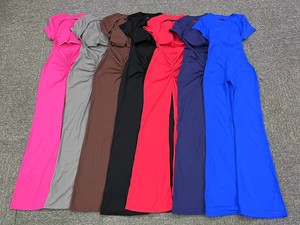 2024 Nylon Frauen Leichte Overalls Ärmel Rücken freie Sport bekleidung Open Back Workout Yoga Wide Flare Leg - Product Image 2