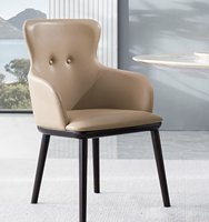 Chaise de salle à manger élégante à dossier haut avec accoudoirs, revêtement en PU souple, pieds en métal, pour projets de restaurant (vente en gros)
