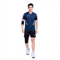 JUST PLAY VB02 Ensemble de maillot de volley-ball pour homme, bleu marine et rose, imprimé géométrique, évacuation de l'humidité, séchage rapide, manches courtes, coupe athlétique
