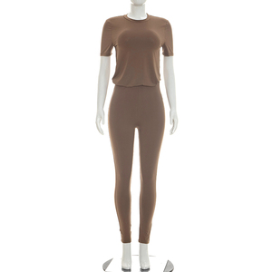 Viviblook D26ST129 Conjunto informal de verano para mujer, camiseta de manga corta con cuello redondo de color sólido, pantalones ajustados, conjunto de dos piezas - Product Image 3