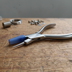 Pince à bec plat de précision pour bijoux, en acier inoxydable léger, 9 mm, pour la réparation de bijoux et la fabrication de boucles d'oreilles - Product Image 2