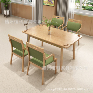 Ensemble table et chaises en bois massif 4 pièces, durable, pour personnes âgées, maisons de retraite, appartements, maisons de vie senior - Product Image 3