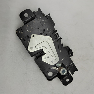 Serrure de coffre WLBTR 51247441014 51242700762 pour <span class=keywords><strong>BMW</strong></span> 5 G30 F90 <span class=keywords><strong>520</strong></span> d <span class=keywords><strong>X</strong></span> <span class=keywords><strong>Drive</strong></span> 2016-2023 - Product Image 4