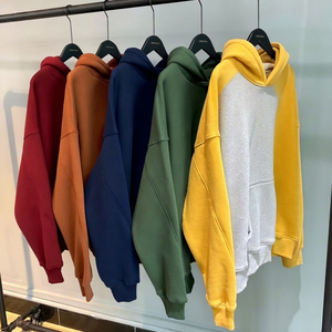 Sweat-shirt à capuche pour homme, coupe oversize, couleur unie, décontracté, en molleton tricoté, pour l'automne, coupe classique, avec poches - Product Image 1