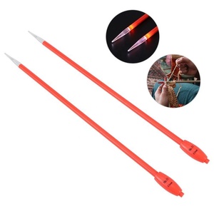 Set di Ferri da Maglia a Punta Singola in Plastica con LED, 9 Misure, per Lavoro all'Uncinetto - Vendita all'Ingrosso - Product Image 4