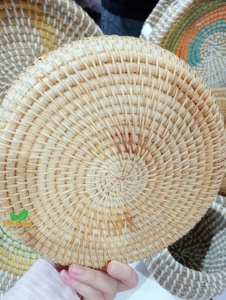 Panier à fruits moderne en rotin naturel tressé, écoresponsable et fait main, plateau de service à pain emboîtable, organisateur de table domestique Viet Green - Product Image 5