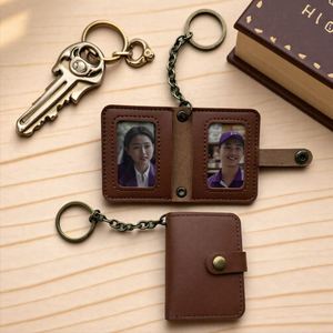 Fashionable PU Leather Photo Frame Keychain Portable Picture Holder and <b>Key</b> <b>Ring</b> <b>Bag</b> Charm DIY Photo Pendant Gift for Lovers - Product Image 2