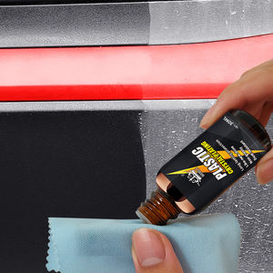 Restaurateur de garnitures en vinyle et <span class=keywords><strong>plastique</strong></span> pour l'entretien automobile, 30 ml, revêtement cristallin, vente en gros, conception personnalisée - Product Image 3