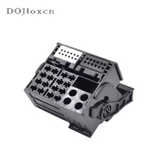 Conector de alimentación de <span class=keywords><strong>52</strong></span> pines para coche con Quad Lock, 8x0.035/444 /3B7.035/447, línea completa para reproductor de CD, conector de audio y antena FM - Product Image 4