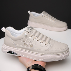 Chilowa – baskets blanches pour hommes, talon bas, semelle extérieure en caoutchouc rembourrée, chaussures de loisirs tendance, Style 7779 - Product Image 2