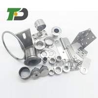 Komponen Mekanik Otomotif, Pusat Pemesinan Logam Komponen CNC, Part CNC Aluminium Cylinder Heads, Layanan Mesin OEM