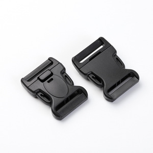 Hebilla de plástico negra de 25 mm de diámetro interior para mochilas y bolsas de camping, resistente al desgaste, de color sólido - Product Image 4