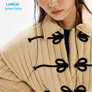 Veste matelassée pour femme matelassée verticale encolure à col fermeture éclair fermeture cintrée taille réglable cordon de serrage élastique décontracté - Product Image 3