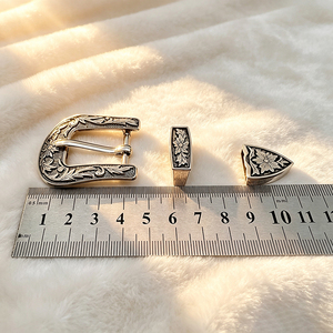Nuevo Juego de Hebillas de Moda de 32 mm con Tornillo, Estilo Vintage Western, Juego de 3 Hebillas para Cinturón de Cuero - Product Image 3