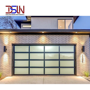 Porte de garage sectionnelle en aluminium isolée à économie d'énergie, système automatique moderne pour villa - Product Image 1