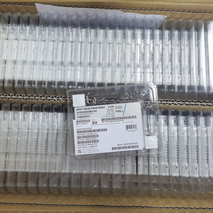 Haute Performance SSDPE2KE032T807 Nouveau Original <span class=keywords><strong>Inter</strong></span> SSD DC P4610 Série 3.2 To 2.5 ''NVMe/PCle SSD Solid State <span class=keywords><strong>Drive</strong></span> pour serveur - Product Image 6