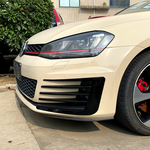 สติ๊กเกอร์ตกแต่งกระจังหน้า Golf Mk7 สีดำ Piano Black วัสดุ ABS สำหรับ Golf 7 GTI ปี 2013-2016 - Product Image 2